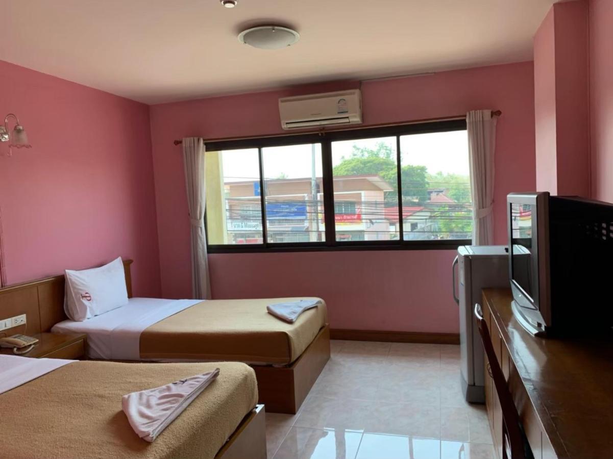 Pat Place Aparthotel Chiang Mai Eksteriør bilde
